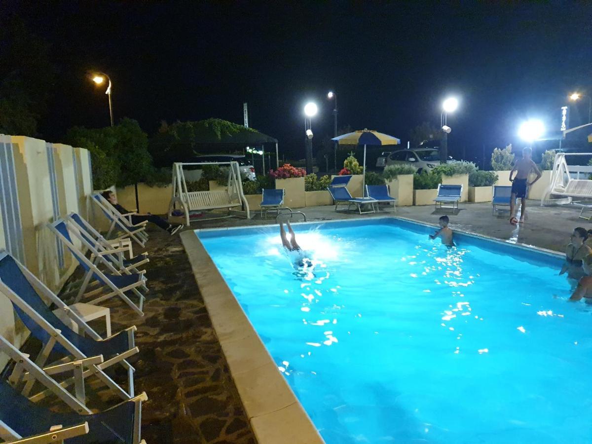 Hotel Tilmar ริมินี ภายนอก รูปภาพ